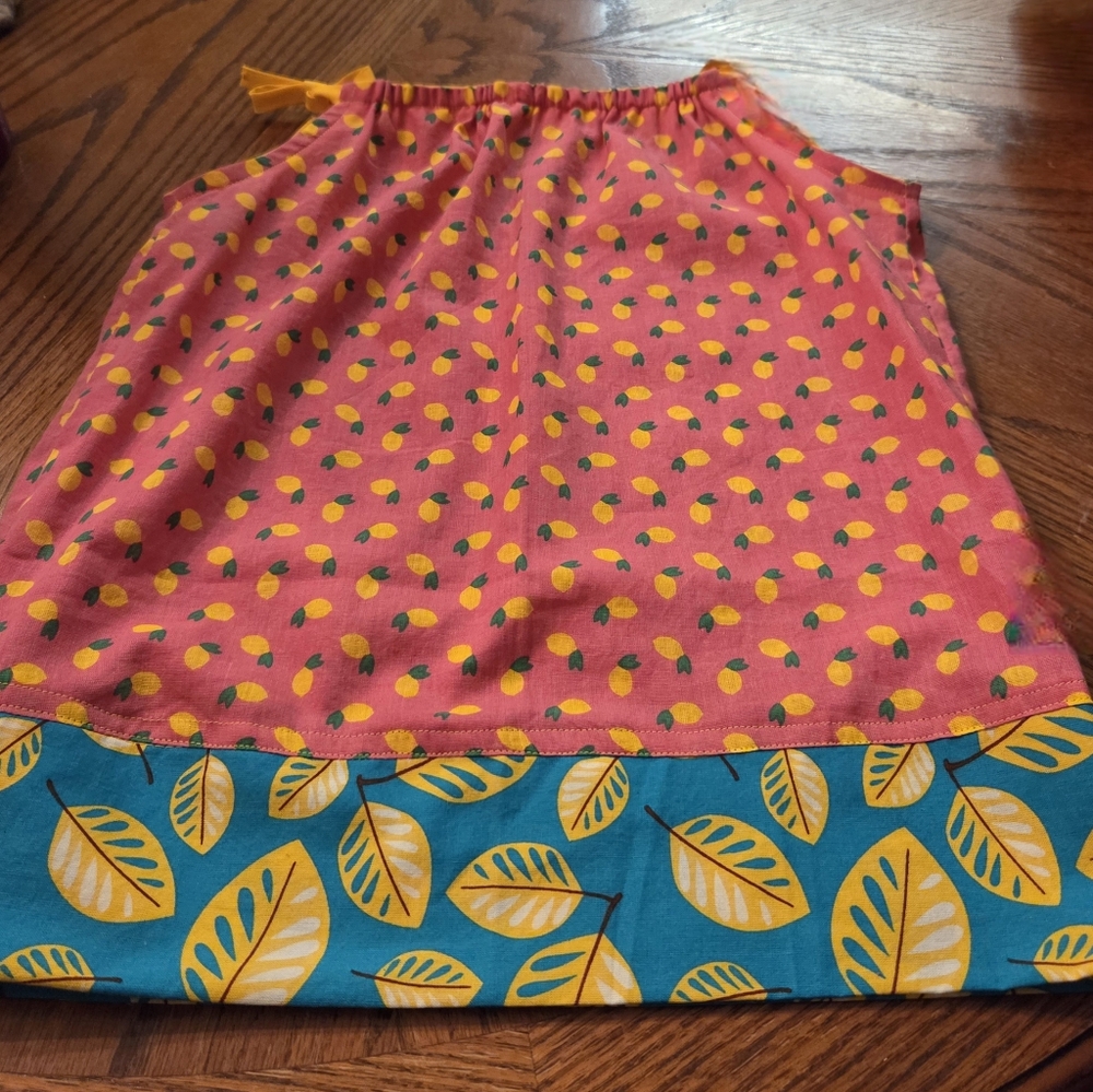 Child's Dress Size 4